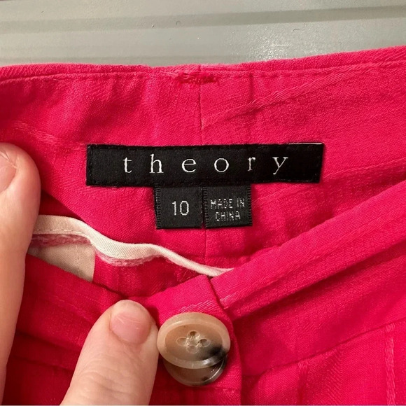 Theory Shorts Pink Pinstriped Linen Shorts Cuffed Hem Size 10 - Picture 3 of 7